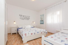 Гостиница Apartment Maja in Novalja  Новалья